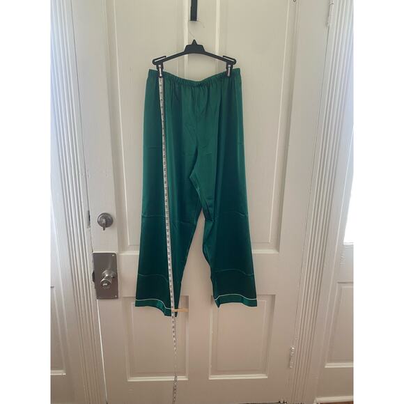 Ekouaer Women’s Size Small Pajama Set button down Christmas Green w/White Trim - Picture 4 of 7